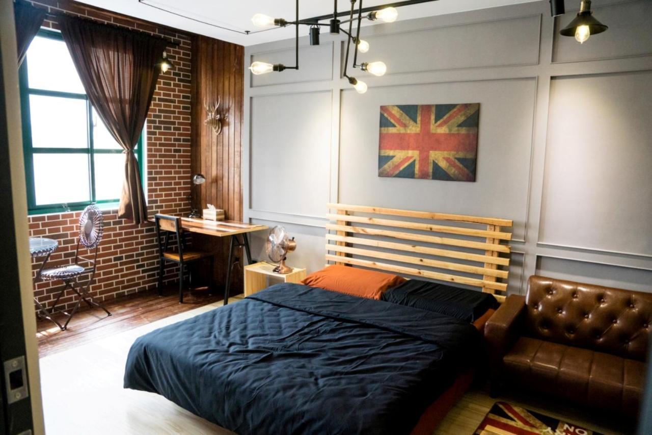 Hinoki Mansion Hostel Tainan Exterior photo